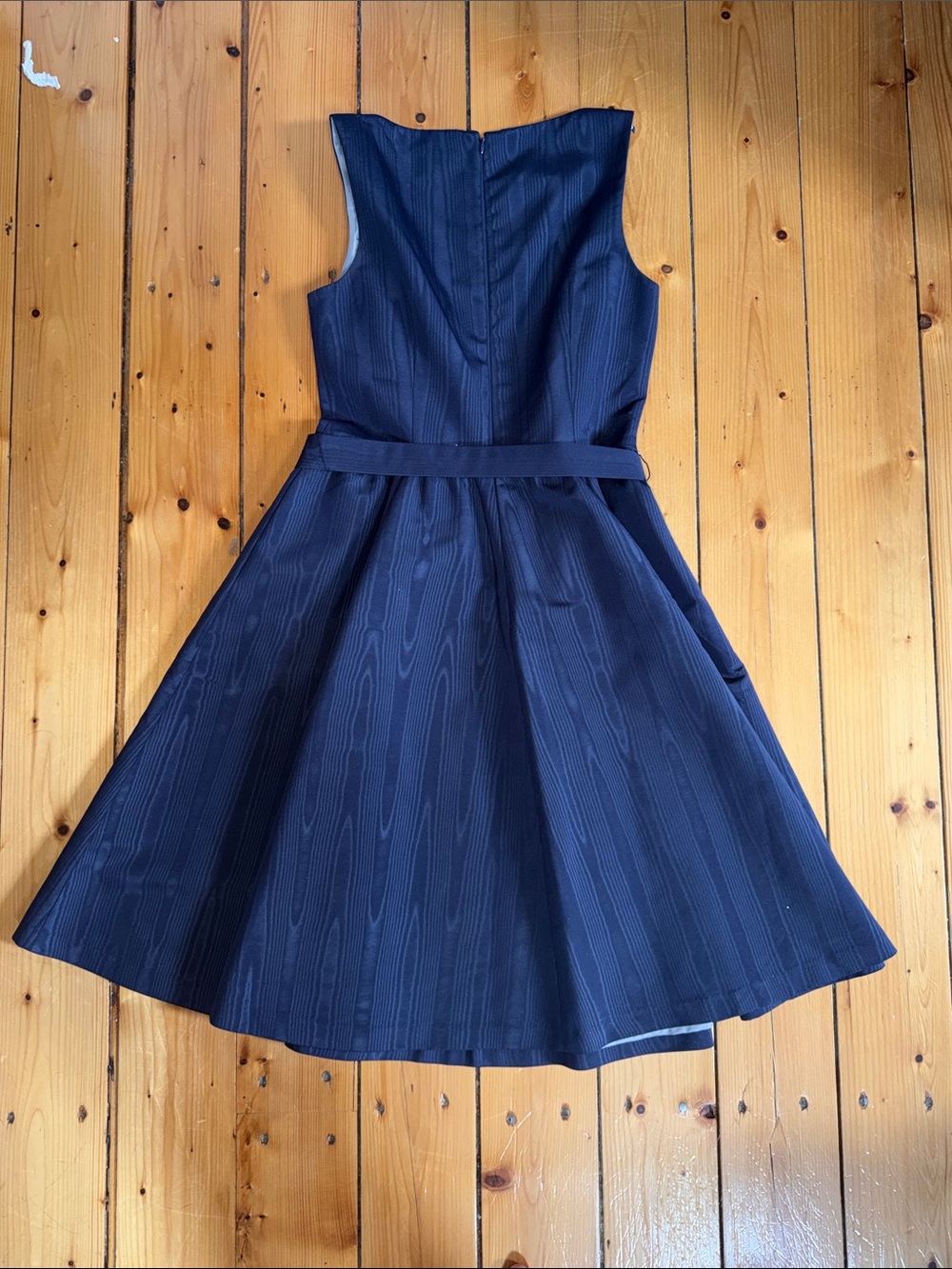 Isaac Mizrahi Navy Textured Fit-and-Flare Midi Dress with Belt - Picture 3 of 7